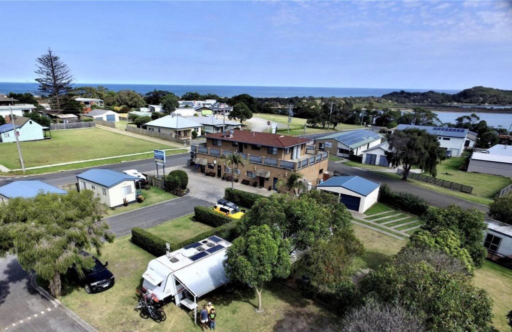 Marlo Caravan Park & Motel Exterior foto
